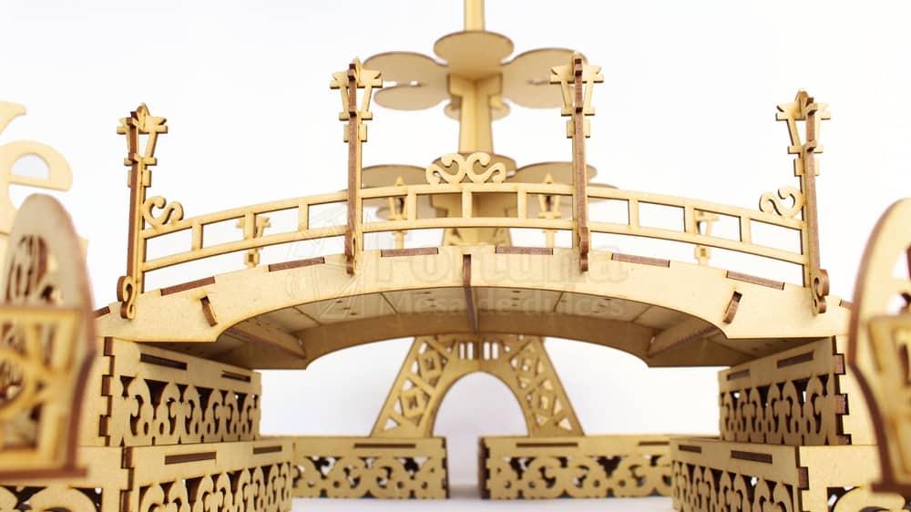 puente de paletas en mesa de postres para xv anos
